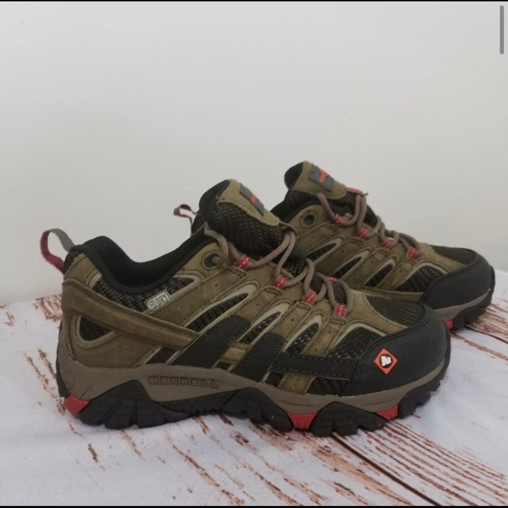 Merrell Womens Waterproof Hiking / Work Shoes